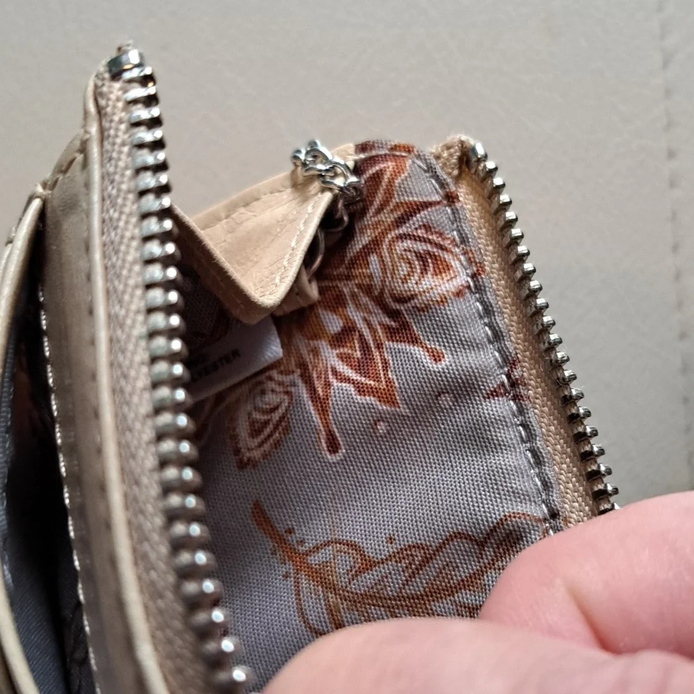 Hobo Beige Card Holder